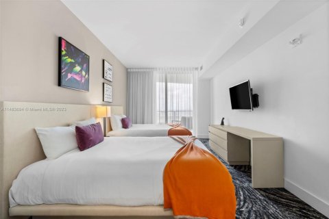 Copropriété à louer à Hollywood, Floride: 2 chambres, 104.89 m2 № 2154717 - photo 3