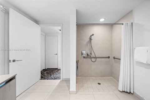 Copropriété à louer à Hollywood, Floride: 2 chambres, 104.89 m2 № 2154717 - photo 26