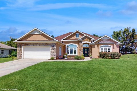 Casa en venta en Ocala, Florida, 4 dormitorios, 251.49 m2 № 1853083 - foto 1