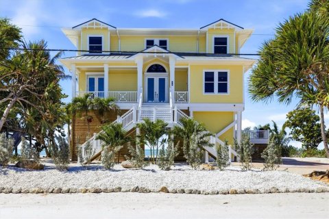 Villa ou maison à vendre à Placida, Floride: 4 chambres, 298.59 m2 № 2095039 - photo 3
