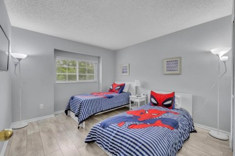 Casa en venta en Kissimmee, Florida, 5 dormitorios, 210.8 m2 № 2157434 - foto 22