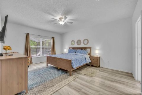 Casa en venta en Kissimmee, Florida, 5 dormitorios, 210.8 m2 № 2157434 - foto 25