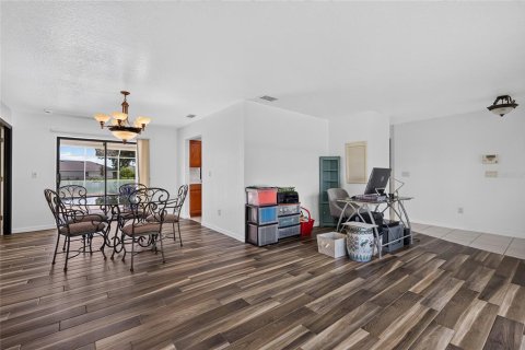 Villa ou maison à vendre à Punta Gorda, Floride: 3 chambres, 174.75 m2 № 2413526 - photo 23