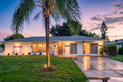 Villa ou maison à vendre à Punta Gorda, Floride: 3 chambres, 174.75 m2 № 2413526 - photo 16