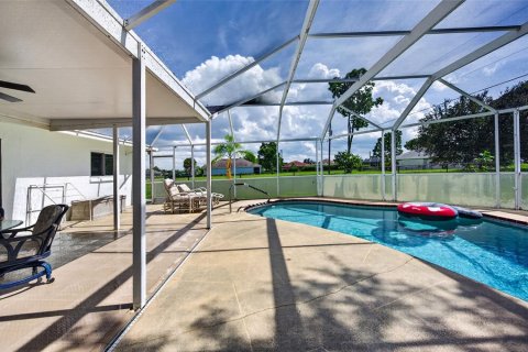 Villa ou maison à vendre à Punta Gorda, Floride: 3 chambres, 174.75 m2 № 2413526 - photo 7