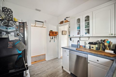 Casa en venta en Tampa, Florida, 3 dormitorios, 100.33 m2 № 1792199 - foto 18
