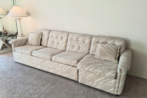 Купить кондоминиум в Санрайз, Флорида 2 спальни, 88.26м2, № 2030261 - фото 14