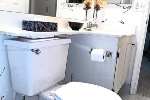 Купить кондоминиум в Санрайз, Флорида 2 спальни, 88.26м2, № 2030261 - фото 23