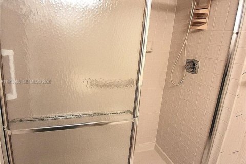 Купить кондоминиум в Санрайз, Флорида 2 спальни, 88.26м2, № 2030261 - фото 18