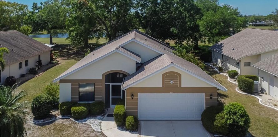 House in Sun City Center, Florida 3 bedrooms, 180.14 sq.m. № 1608179