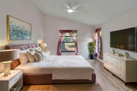 House in Sun City Center, Florida 3 bedrooms, 180.14 sq.m. № 1608179 - photo 14