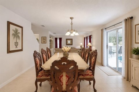House in Clermont, Florida 3 bedrooms, 222.59 sq.m. № 2131357 - photo 15