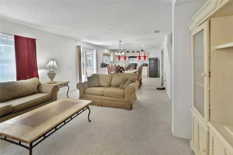 House in Clermont, Florida 3 bedrooms, 222.59 sq.m. № 2131357 - photo 10
