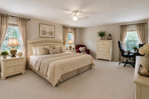 House in Clermont, Florida 3 bedrooms, 222.59 sq.m. № 2131357 - photo 17