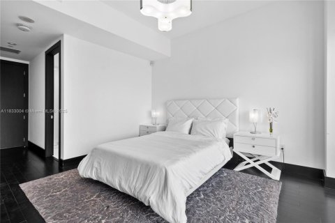 Condo in Miami, Florida, 3 bedrooms  № 1811323 - photo 25