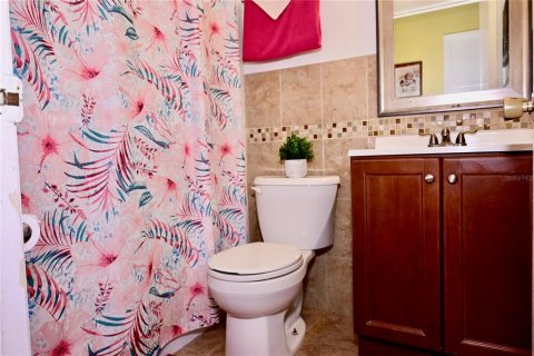 Casa en venta en Kissimmee, Florida, 4 dormitorios, 153.29 m2 № 1916707 - foto 13