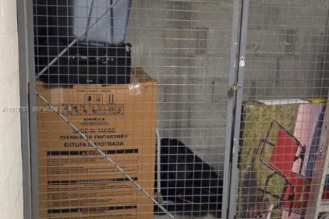 Condominio en venta en Hallandale Beach, Florida, 1 dormitorio, 85.47 m2 № 2045190 - foto 21