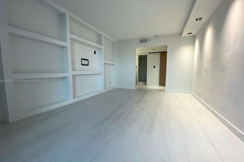 Купить кондоминиум в Санни-Айлс-Бич, Флорида 2 спальни, 126.07м2, № 1953945 - фото 11