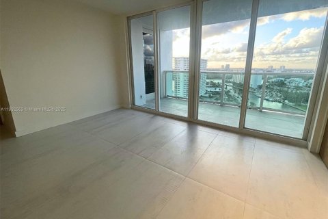 Купить кондоминиум в Санни-Айлс-Бич, Флорида 2 спальни, 126.07м2, № 1953945 - фото 4