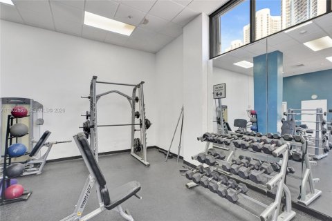 Condominio en venta en Sunny Isles Beach, Florida, 2 dormitorios, 126.07 m2 № 1953945 - foto 24