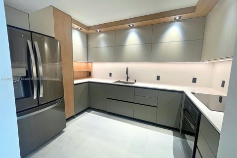 Купить кондоминиум в Санни-Айлс-Бич, Флорида 2 спальни, 126.07м2, № 1953945 - фото 5