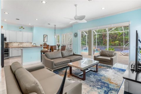 House in Vero Beach, Florida 4 bedrooms, 251.67 sq.m. № 1912653 - photo 8