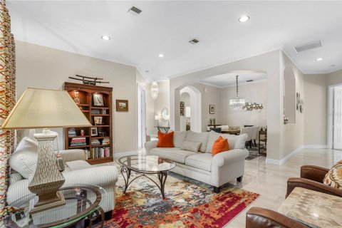 House in Vero Beach, Florida 4 bedrooms, 251.67 sq.m. № 1912653 - photo 6