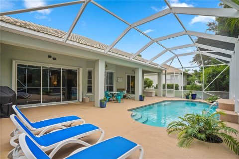 House in Vero Beach, Florida 4 bedrooms, 251.67 sq.m. № 1912653 - photo 18