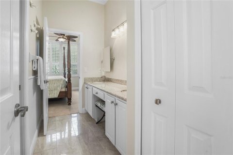 House in Vero Beach, Florida 4 bedrooms, 251.67 sq.m. № 1912653 - photo 27