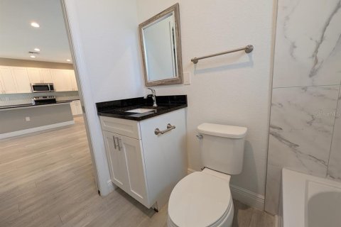 Villa ou maison à louer à North Port, Floride: 3 chambres, 140.84 m2 № 2320772 - photo 22