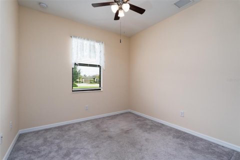 Casa en venta en Port Charlotte, Florida, 4 dormitorios, 188.31 m2 № 2401009 - foto 22