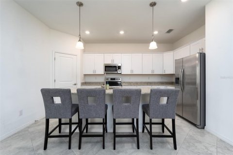 Casa en venta en Port Charlotte, Florida, 4 dormitorios, 188.31 m2 № 2401009 - foto 13