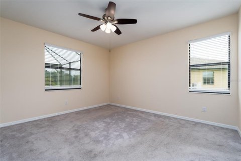 Casa en venta en Port Charlotte, Florida, 4 dormitorios, 188.31 m2 № 2401009 - foto 17