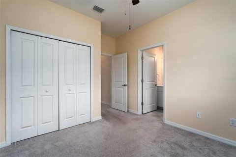 Casa en venta en Port Charlotte, Florida, 4 dormitorios, 188.31 m2 № 2401009 - foto 23