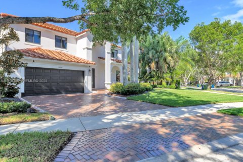 Купить виллу или дом в Уэстон, Флорида 5 спален, 285.3м2, № 1996418 - фото 5