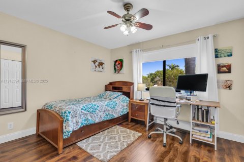 Купить виллу или дом в Уэстон, Флорида 5 спален, 285.3м2, № 1996418 - фото 30