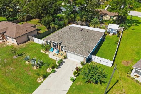 Casa en Palm Coast, Florida 3 dormitorios, 174.1 m2 № 2368778