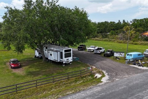 Terreno en venta en Palmetto, Florida № 1615620 - foto 1