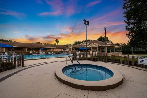 House in Ocala, Florida 3 bedrooms, 184.41 sq.m. № 1613221 - photo 3