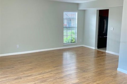 Townhouse in Dunedin, Florida 2 bedrooms, 116.13 sq.m. № 1798647 - photo 6