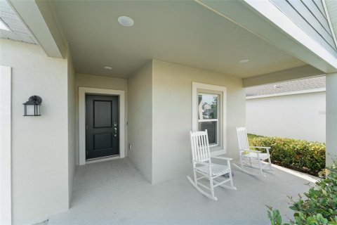 Casa en venta en Edgewater, Florida, 4 dormitorios, 178.19 m2 № 1767539 - foto 3