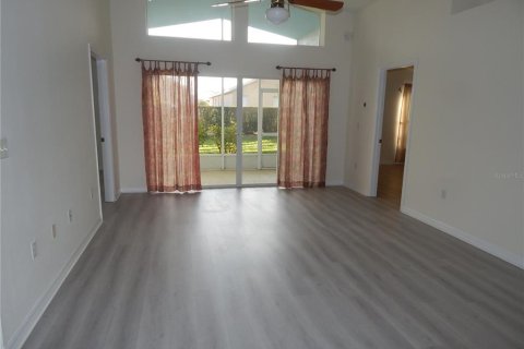 Villa ou maison à vendre à Lake Wales, Floride: 2 chambres, 130.62 m2 № 1342598 - photo 4