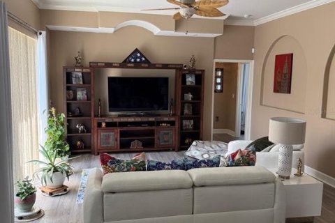 House in Lakeland, Florida 4 bedrooms, 226.68 sq.m. № 1885495 - photo 26