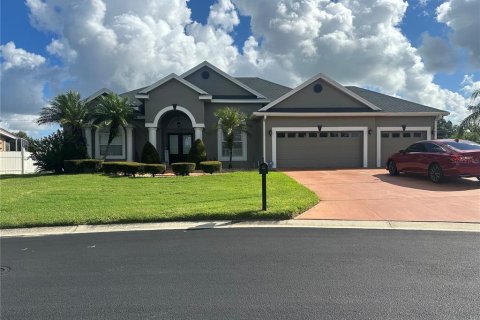 House in Lakeland, Florida 4 bedrooms, 226.68 sq.m. № 1885495 - photo 2