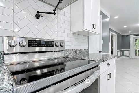 Villa ou maison à vendre à Orlando, Floride: 4 chambres, 234.67 m2 № 1788029 - photo 29