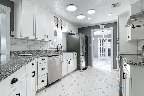 Villa ou maison à vendre à Orlando, Floride: 4 chambres, 234.67 m2 № 1788029 - photo 30