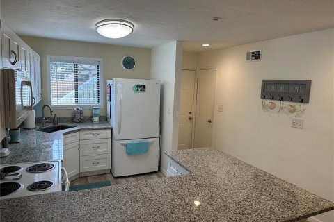 Condominio en alquiler en Bradenton, Florida, 2 dormitorios, 86.96 m2 № 1916475 - foto 4