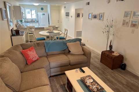 Condominio en alquiler en Bradenton, Florida, 2 dormitorios, 86.96 m2 № 1916475 - foto 7