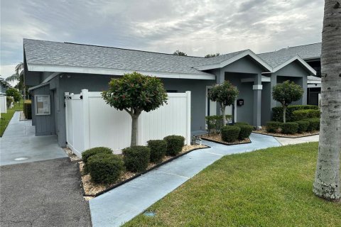 Condominio en alquiler en Bradenton, Florida, 2 dormitorios, 86.96 m2 № 1916475 - foto 24