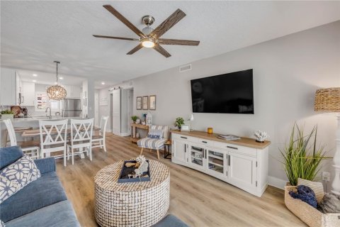 Condominio en venta en New Smyrna Beach, Florida, 2 dormitorios, 90.77 m2 № 1765266 - foto 19